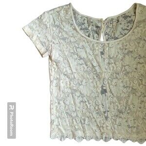 Kirra Cream Colored Lace Top